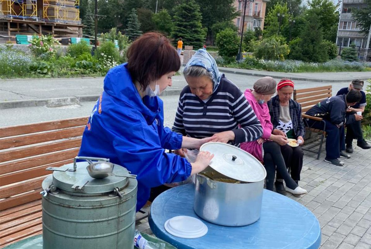 Акция «Накорми голодного» прошла в Челябинске